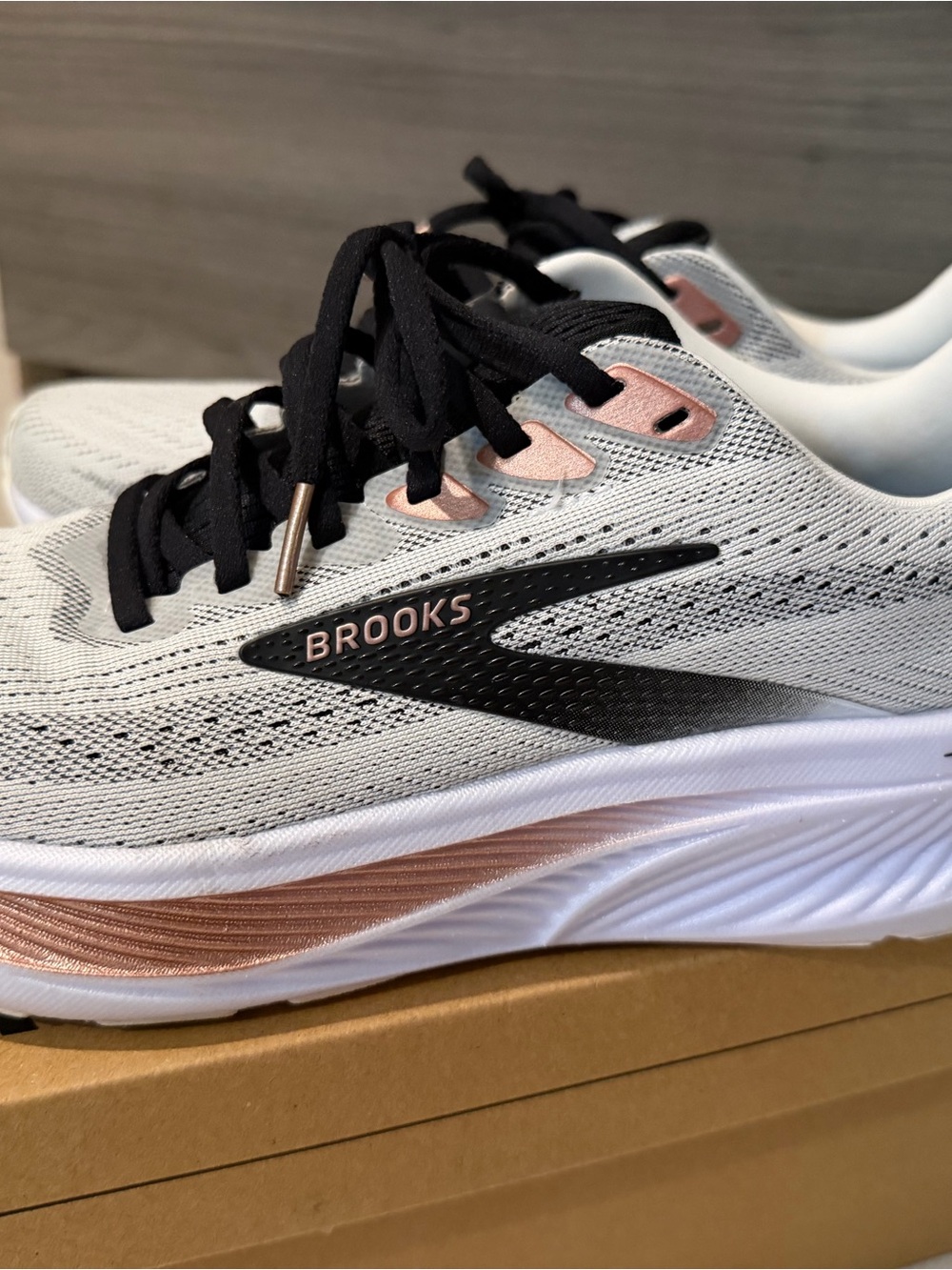 Brooks Women's White and Rose Gold Athletic Running Shoes